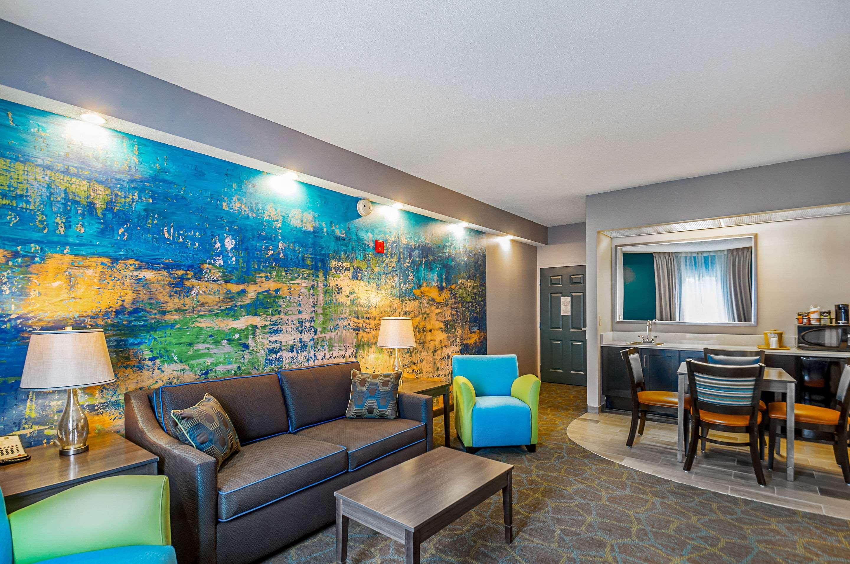 Quality Inn Harrisonburg I-81 Exterior photo